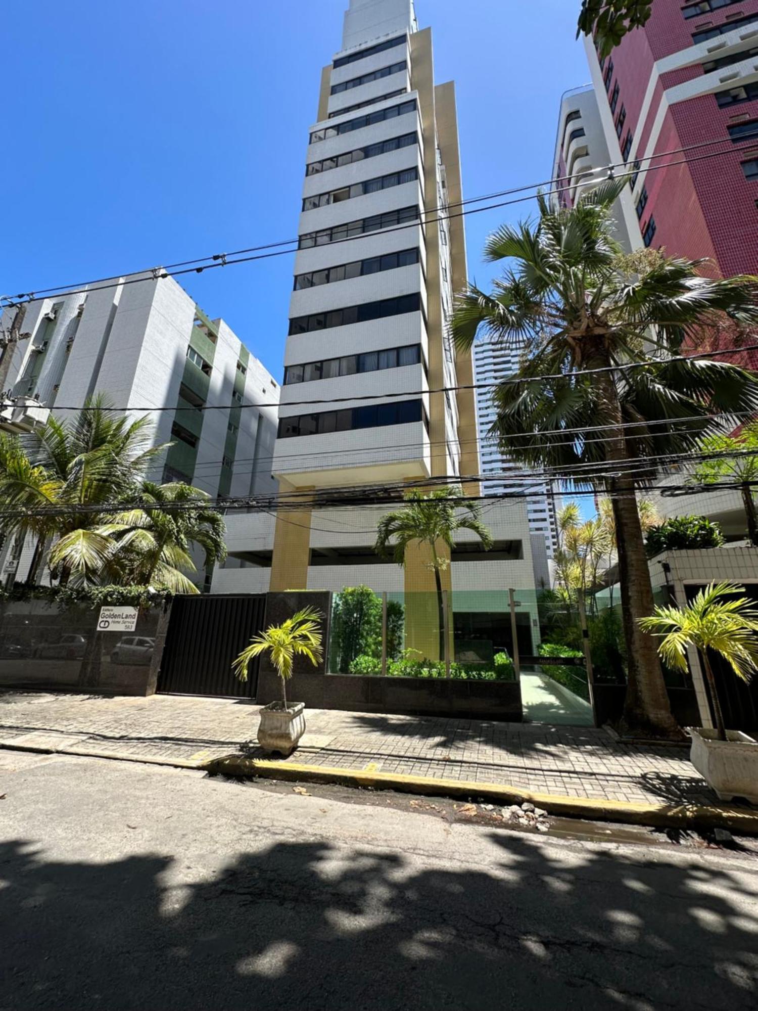 Em Recife
